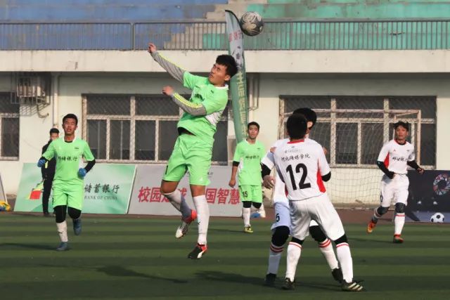 那不勒斯边锋阿利松·桑托斯再遭伤病，将缺阵数周